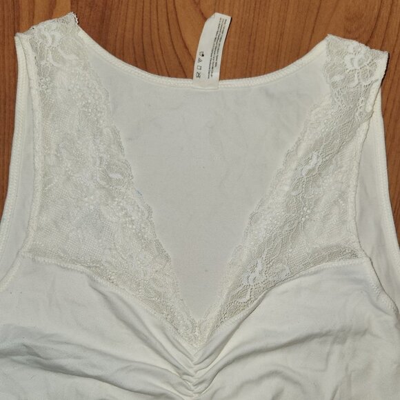 Maidenform White Shapewear Undershirt || Large GUC - Picture 3 of 9
